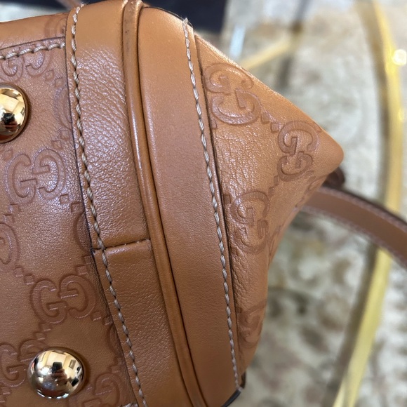 Gucci Monogrammed Shoulder Bag - Picture 13 of 14